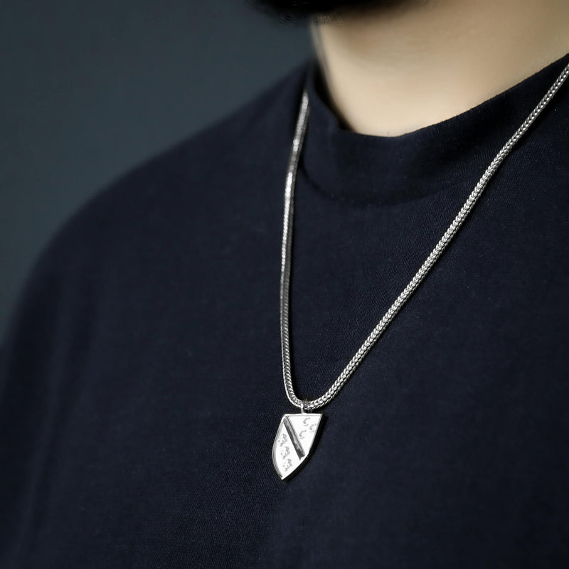 Sandžak Shield Necklace | Men
